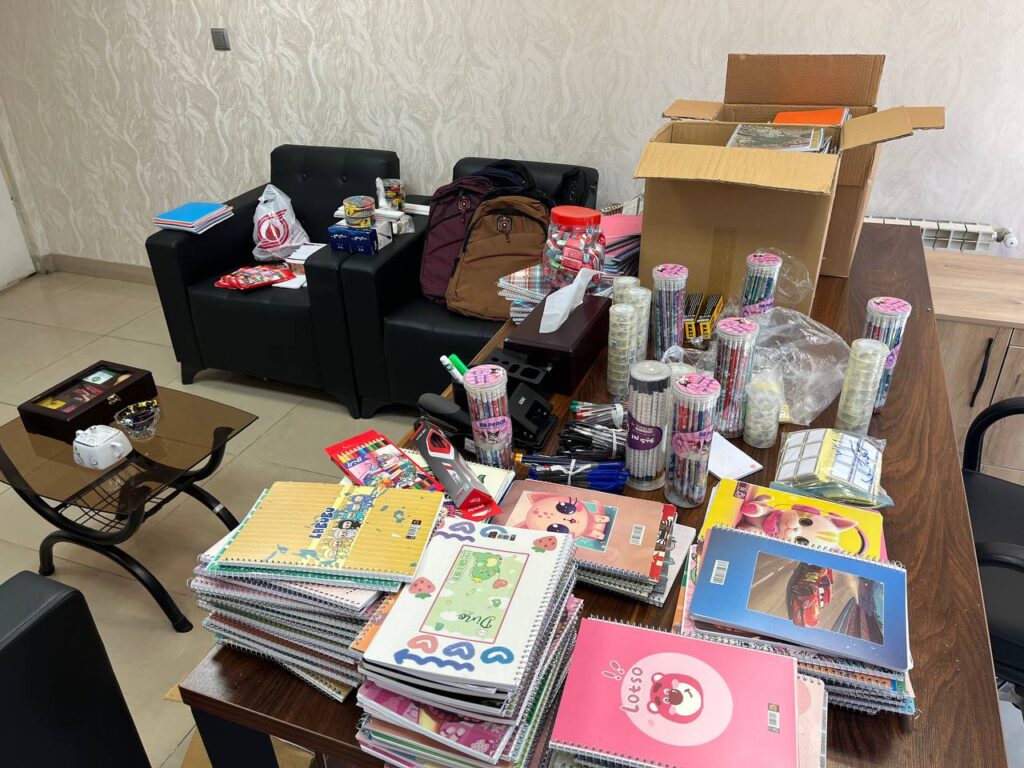 photo_5933932275513279498_y