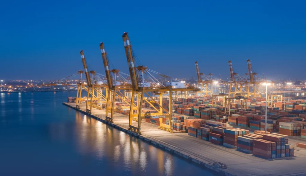 لجستیک و حمل و نقل در بنادر